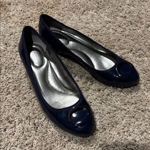 Bandolino Wedge Heels Navy Blue Size 7 1/2 M